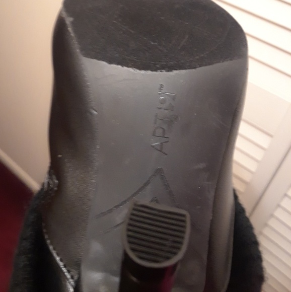 APT.9- NWOT- Sweater Boot w/buckles - Picture 2 of 2